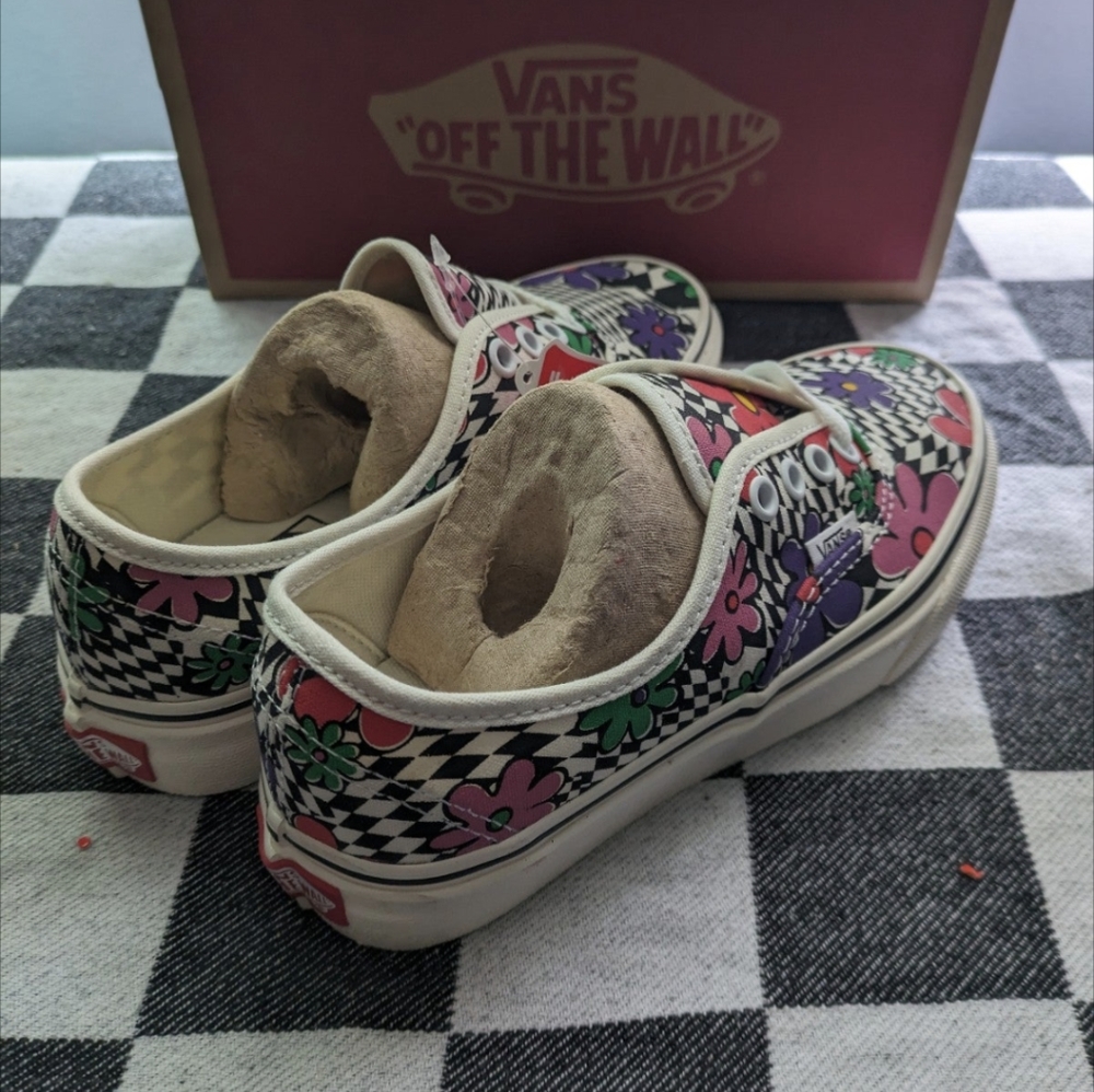 Vans Authentic Women Size 5 Printed Floral Check Marshmallow Classic 092025 - Picture 2 of 11